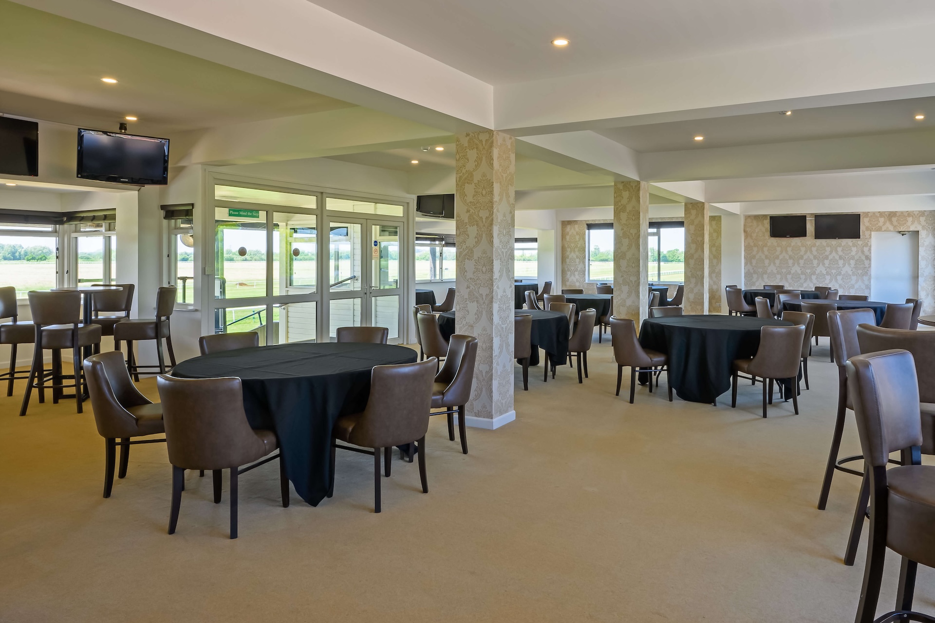 015-Huntingdon Racecourse LARGE-Z72_9407-HDR-Edit.jpg