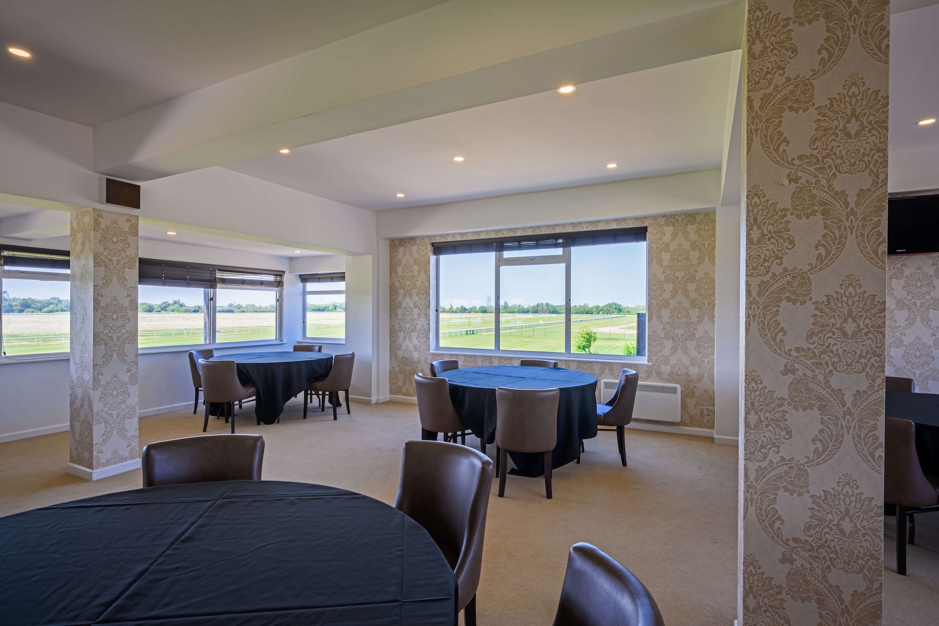 017-Huntingdon Racecourse LARGE-Z72_9416-HDR-Edit.jpg